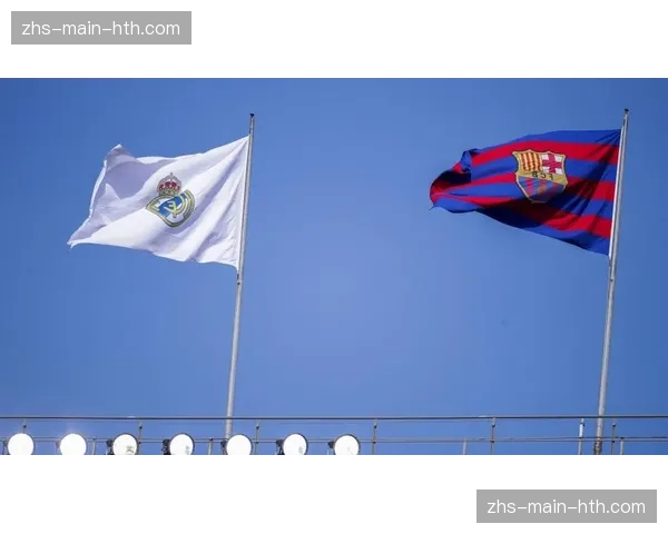 国家德比前夕伯纳乌草皮引争议，巴萨抗议场地影响技术流发挥